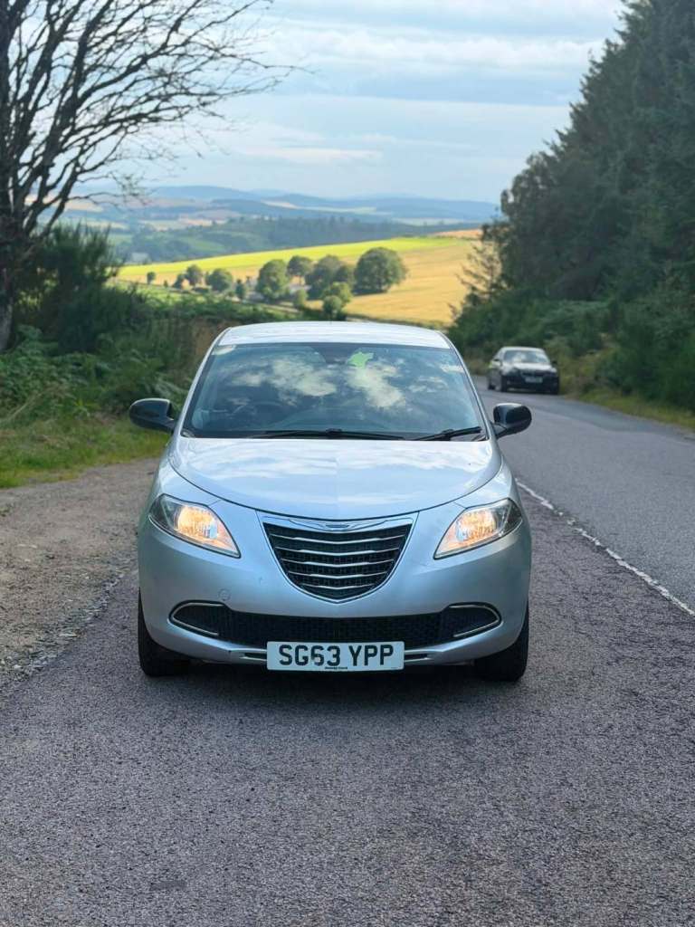 Chrysler, YPSILON, Hatchback, 2013, Manual, 1242 (cc), 5 doors