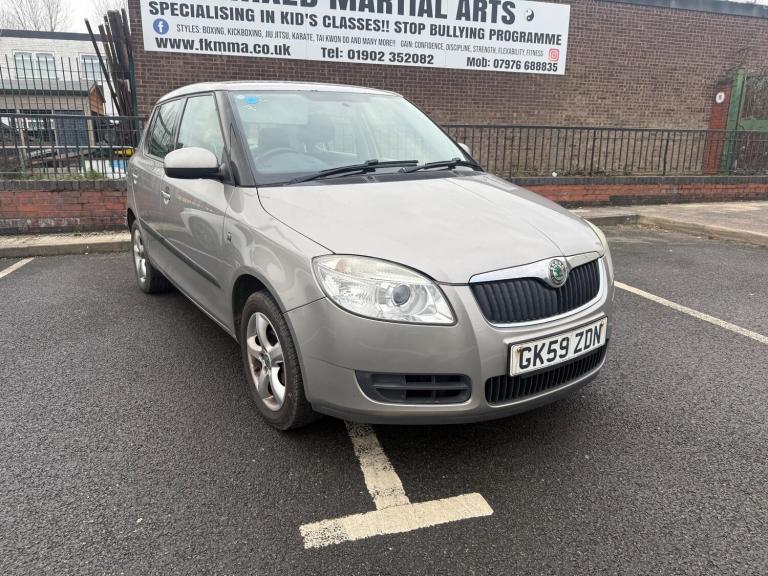  Skoda Fabia 1.4 16V 2 5dr Petrol Manual