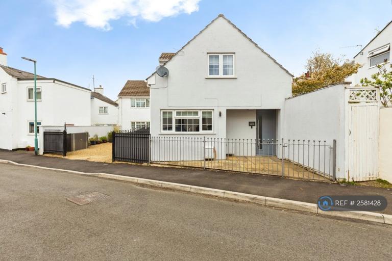 3 bedroom house in Tryes Road, Cheltenham, GL50 (3 bed) (#2581428)