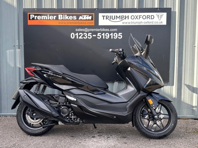 Stunning One Owner 2025/25 Honda Forza 350 Scooter