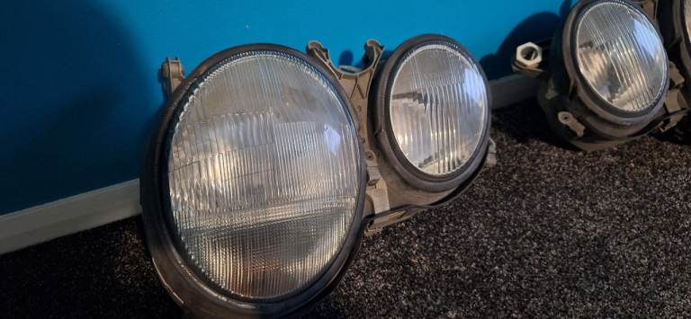 Mercedes Benz E320 CDI Advantgarde Headlights