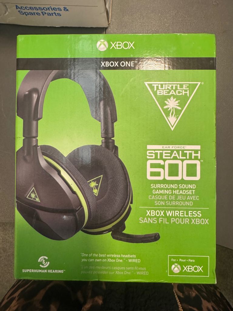 Xbox Turtle Beach Stealth 600 wireless headset 