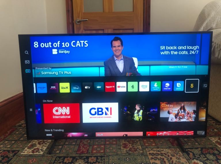 SAMSUNG UE43BU8000 43 Inch Smart 4K Ultra HD HDR LED TV with Bixby, Alexa & Google Assistant