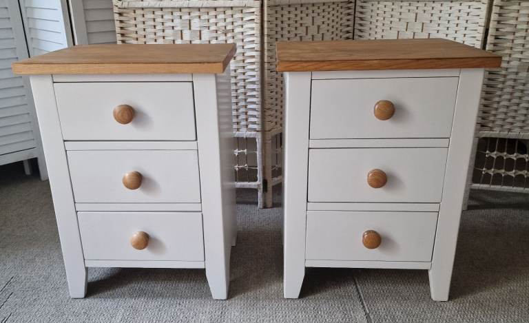 PAIR OF UPCYCLED OAK BEDSIDE CABINETS 