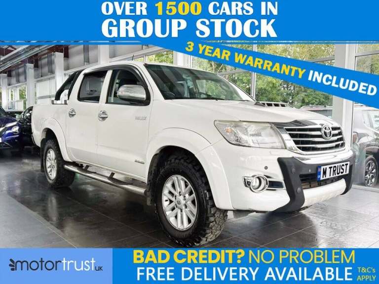 2014 Toyota Hilux 3.0 D-4D Invincible Pickup Double Cab 4dr Diesel Auto 4WD Euro 5 (171 ps) F Pic...