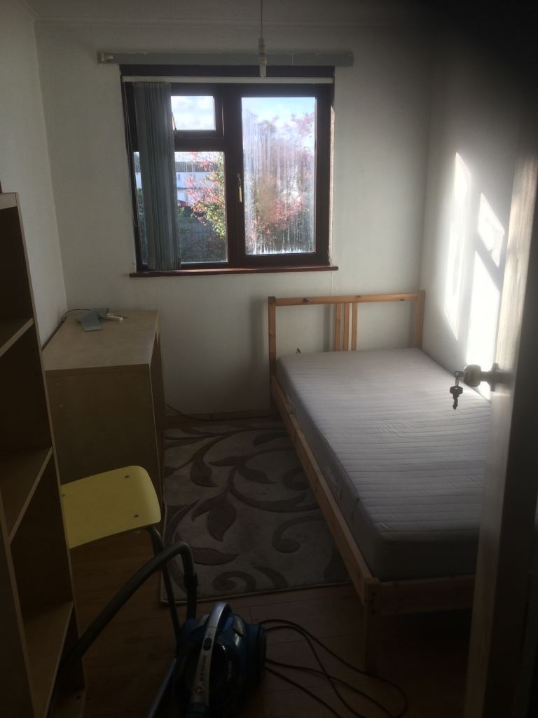 south ockendon room for rent