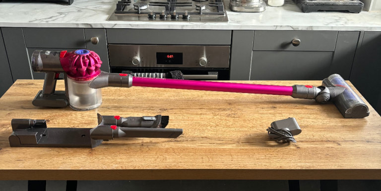 Dyson V7 Motorhead cordless vacuum cleaner SPARES/REPAIRS