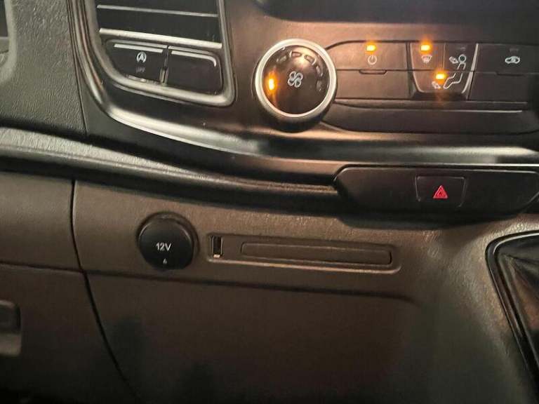 2021 Ford Transit Custom 2.0 EcoBlue 130ps Low Roof Leader Van PANEL VAN DIESEL Manual