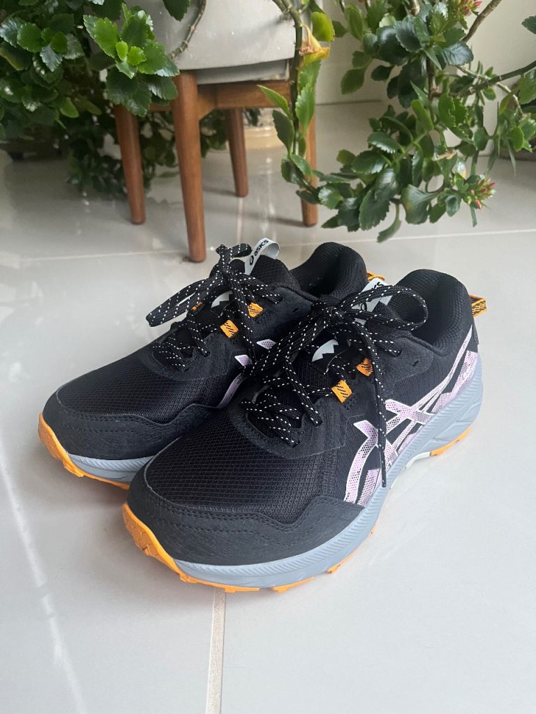 Brand New Asics Trainers 