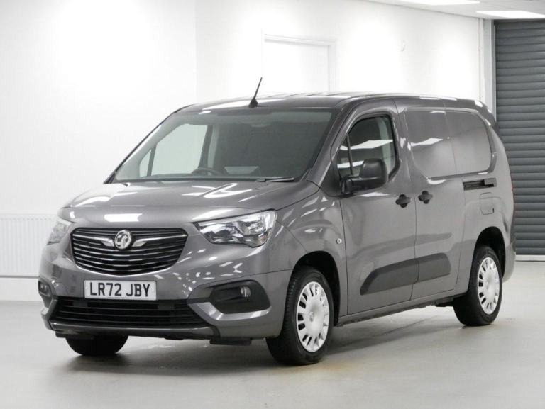 72 VAUXHALL COMBO L2 1.5 TURBO D 100 BHP 2300 LONG SPORTIVE 6 DOOR