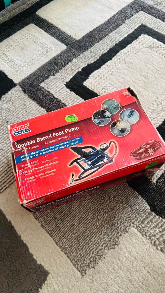 AutoCare Double Barrel Foot Pump with Gauge | With Adaptors | £5 | Moving Out Sale
