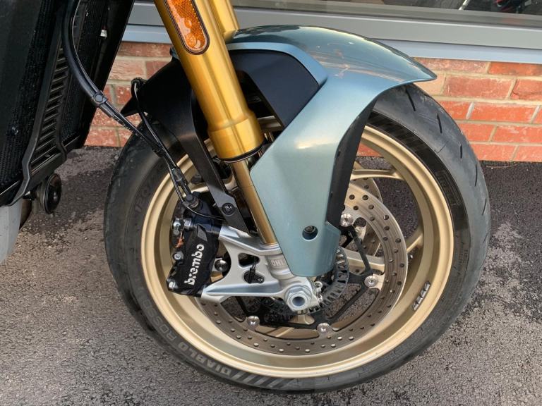 Moto Guzzi V100 Mandello S - 1268 miles - MOTO GUZZI WARRANTY UNTIL 21/07/27