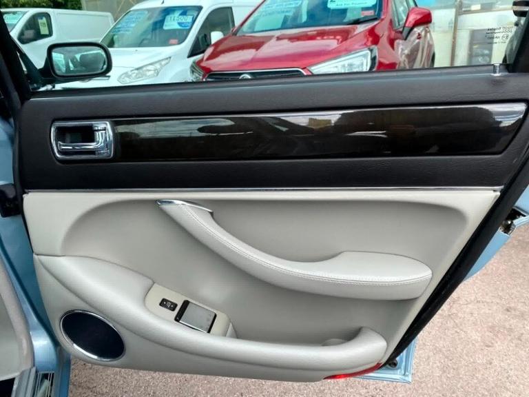 Jaguar XJ XJ6 SPORT 4.0 - AUTO, ONLY 56274 MILES, 1 FORMER LOCAL OWNER 16'ALLOYS