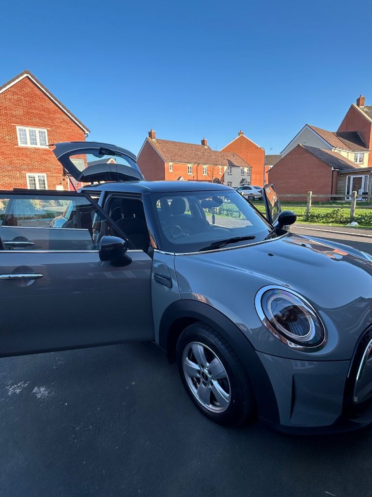 Mini, HATCHBACK, Hatchback, 2022, Semi-Auto, 1499 (cc), 5 doors