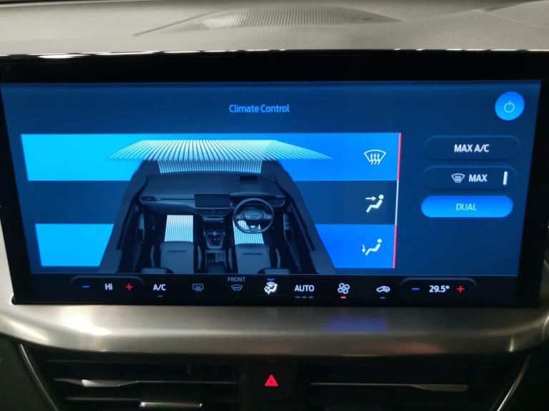 2022 Ford Focus 1.0 EcoBoost Hybrid mHEV 155 Titanium 5dr ESTATE PETROL Manual