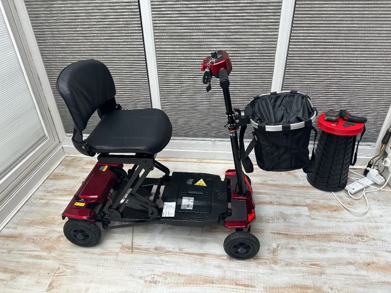 Green Power Falcon Auto Power Folding Scooter