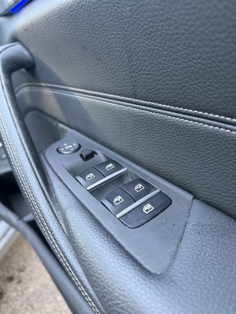 BMW 5 SERIES 2.0 530e SE Saloon 2018