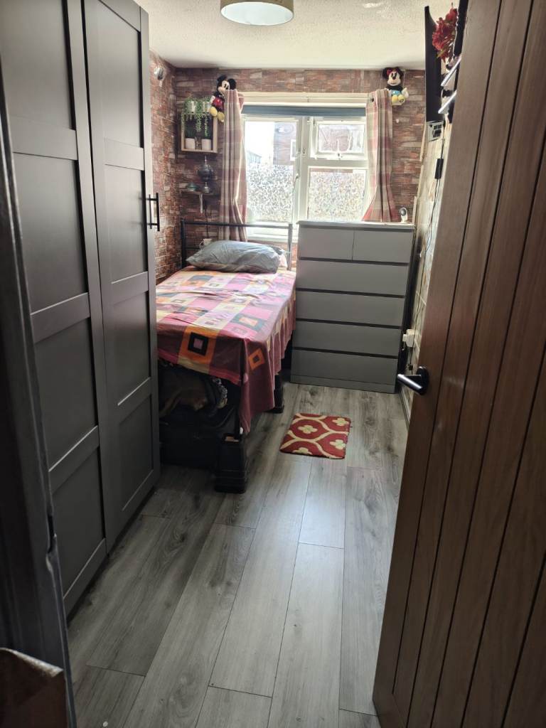 Room to rent