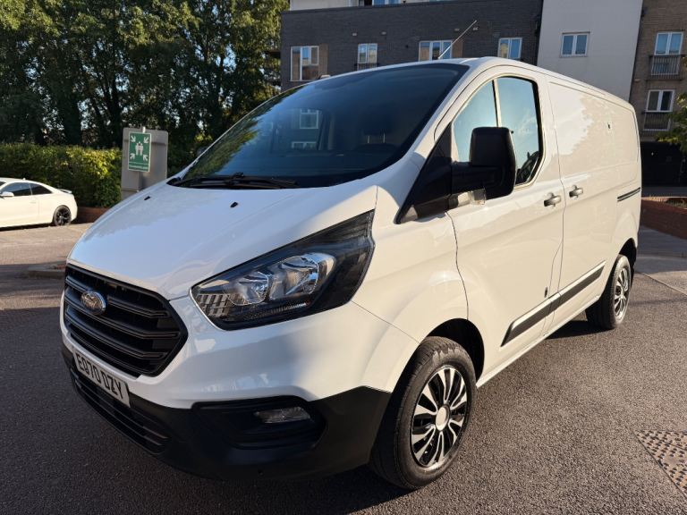 FORD TRANSIT CUSTOM LEADER, NO VAT, A/C ELECTRIC INVERTER