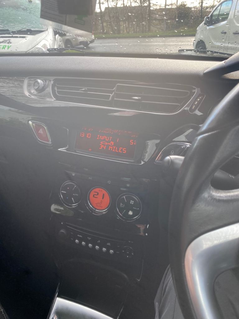 Citroen, DS3, Hatchback, 2012, Manual, 1598 (cc), 3 doors