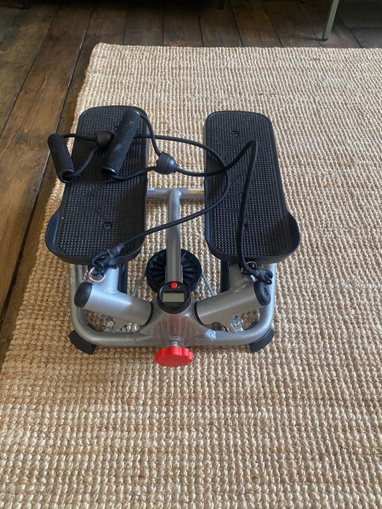 Sunny Health & Fitness Mini Stepper with Resistance Bands – Good Condition