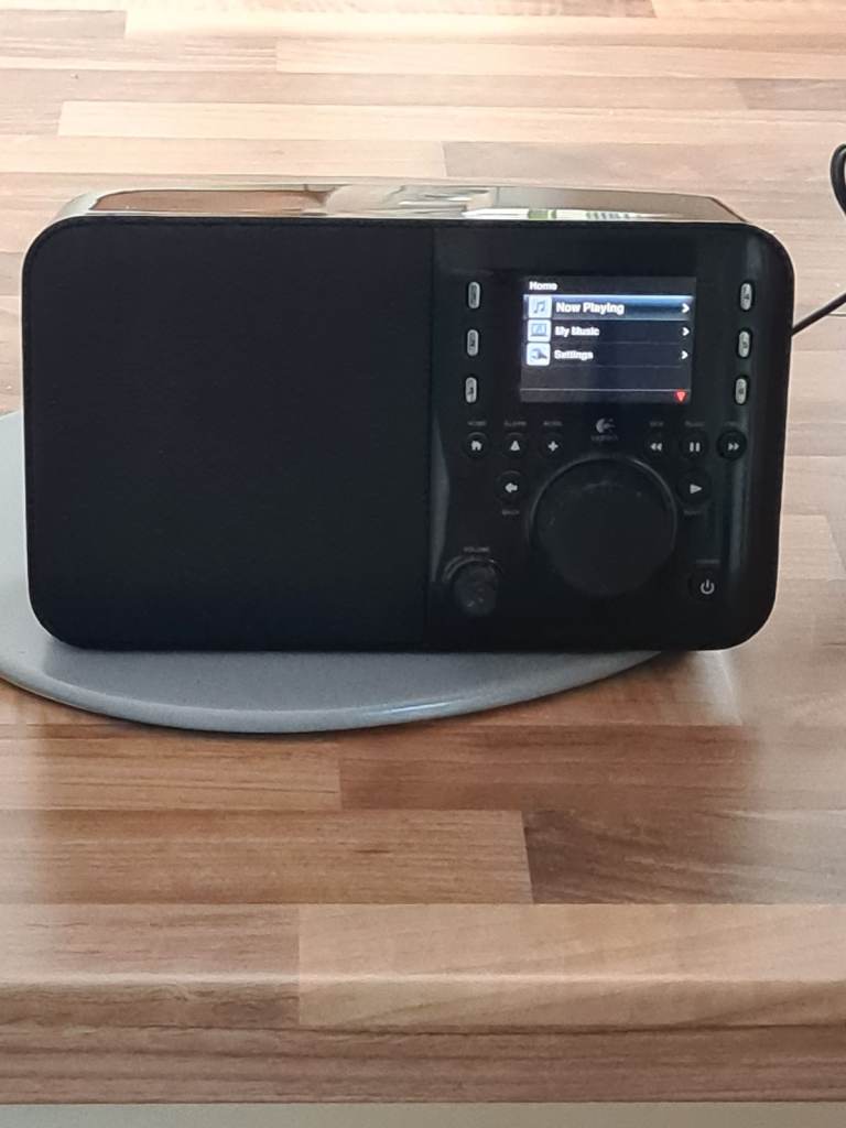 Logitech Squeezebox Wi-Fi Internet radio