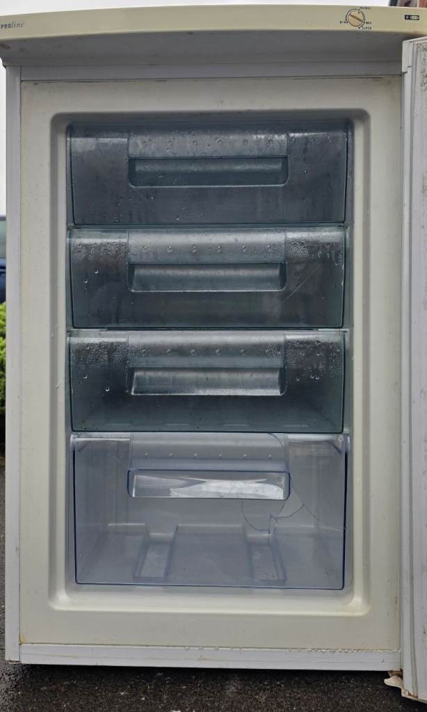Undercounter Freezer (can deliver)