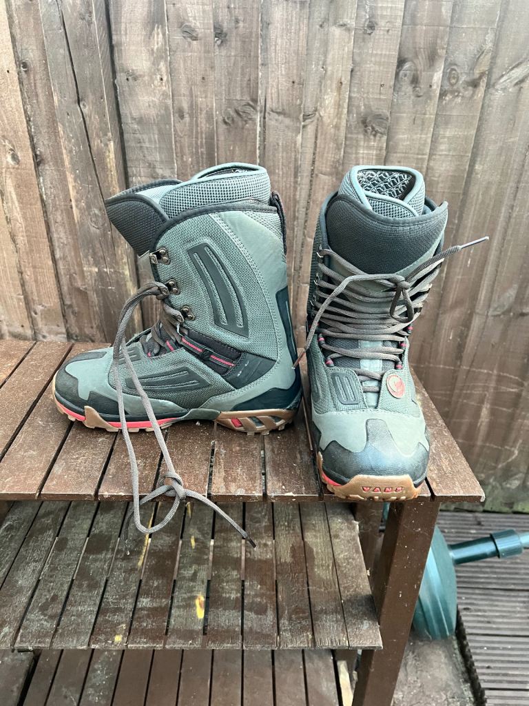 Vans Snowboard Boots 