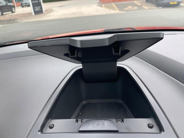 2018 Renault Captur 1.5 dCi ENERGY Iconic Euro 6 (s/s) 5dr HATCHBACK Diesel Manual