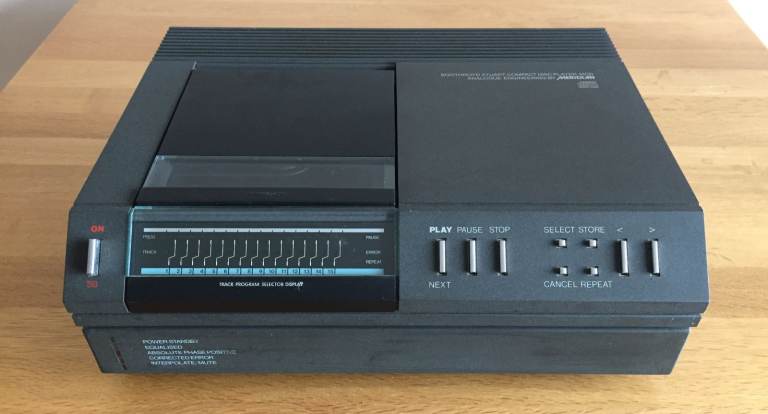 MERIDIAN Pro MCD PRO Compact Disc Player