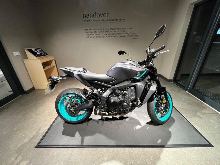 2025 Yamaha MT-09 900 Y-AMT Euro 5