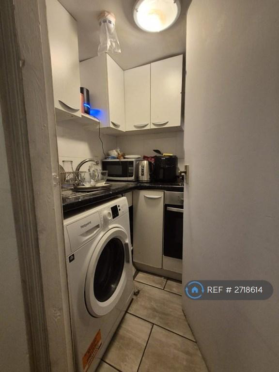 1 bedroom in Paddington Street, London, W1U (#2718614)