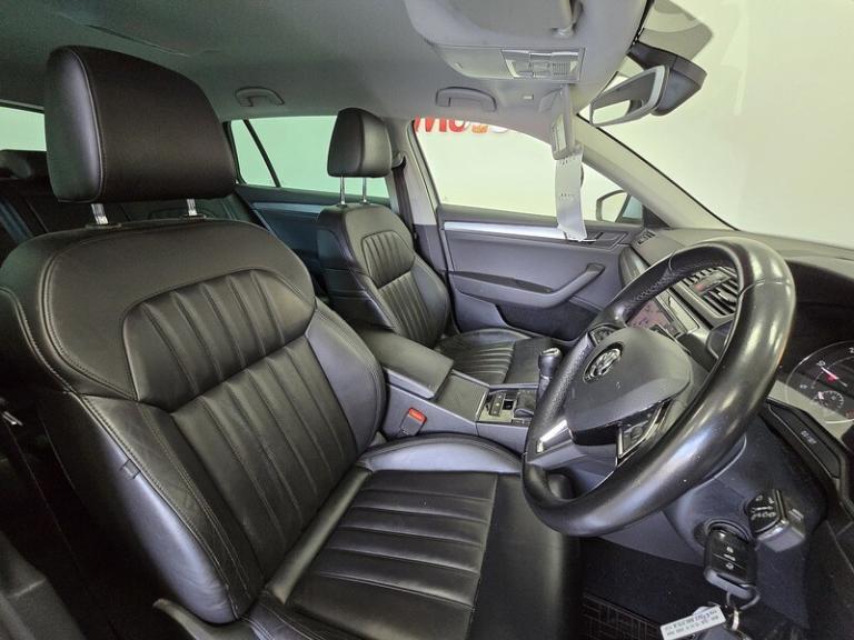 2016 Skoda Superb 2.0 TDI CR SE L Executive 4X4 5dr ESTATE DIESEL Manual