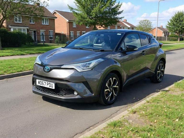 2017 Toyota C-HR 1.8 VVT-h Dynamic SUV 5dr Petrol Hybrid CVT Euro 6 (s/s) (122 ps) SUV Hybrid Aut...