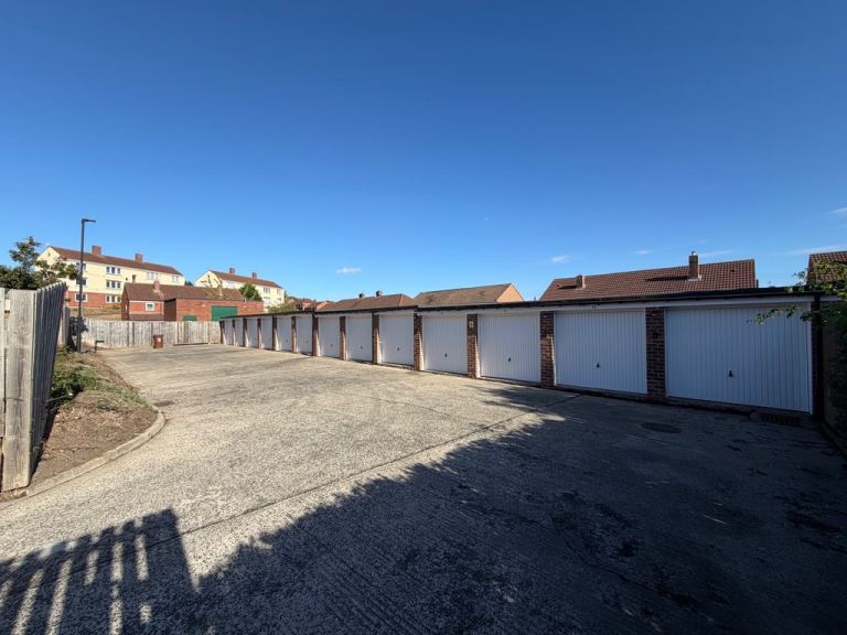 Garage To Let - Styford Gardens, Newcastle upon Tyne, and within easy access of both A69 & A1.