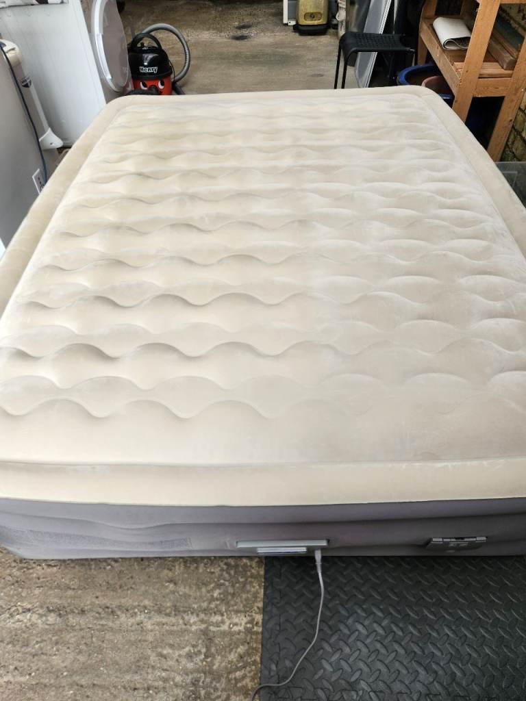 intex double air bed