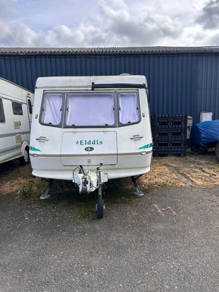 Elddis Hurricane EX300 – 2 Berth Touring Caravan – Project / Repair