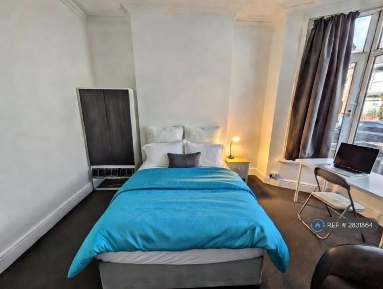 1 bedroom in May St, Hull, HU5 (#2831864)