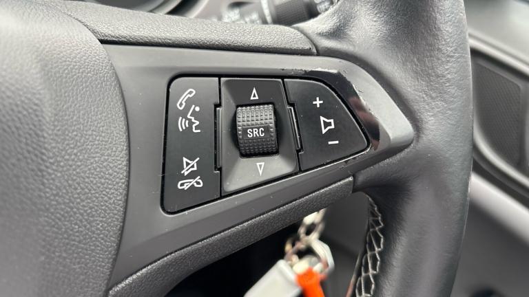 2015 Vauxhall Corsa 1.4 SE 5dr Auto Petrol Hatchback Hatchback Petrol Automatic