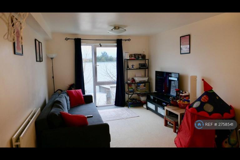1 bedroom flat in Cedar House, Richmond, TW9 (1 bed) (#2758541)