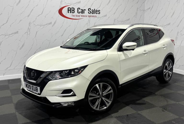 2019 Nissan Qashqai 1.3 DiG-T N-Connecta 5dr HATCHBACK PETROL Manual