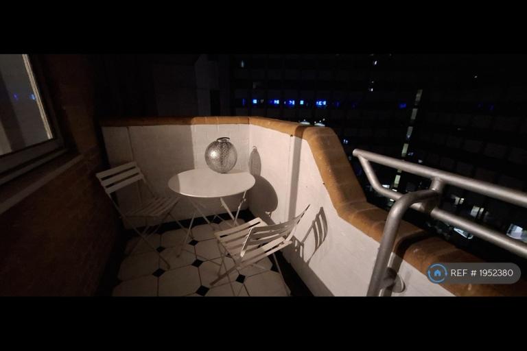 1 bedroom in Jeygrove Court, London, EC1N (#1952380)
