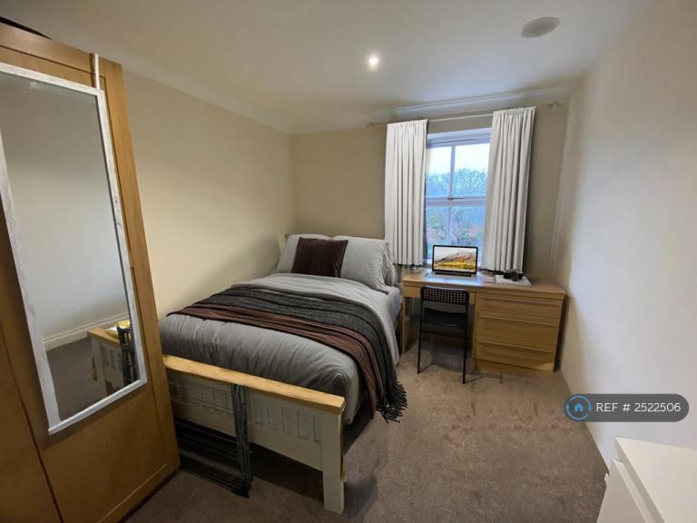 1 bedroom in Albany Gardens, Colchester, CO2 (#2522506)