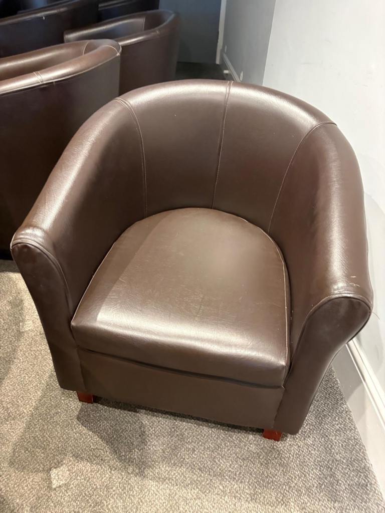 Free Tub Chair 