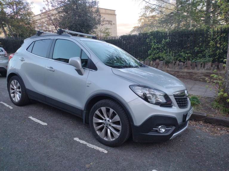 Very low mileage, Vauxhall Mokka Automatic 