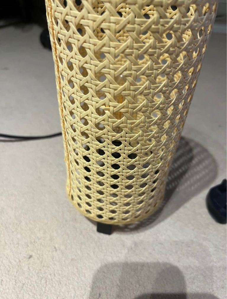 Rattan Style Table Lamp – Good Condition