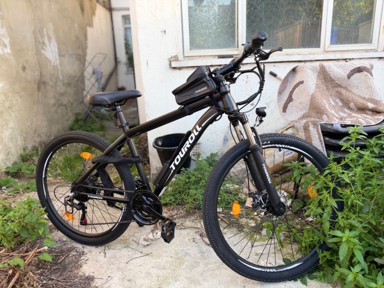 Electric E-Bike – Like New – 4 Weeks Old – Excellent Condition