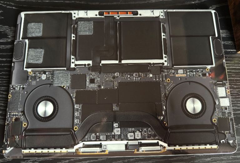 2019 16” MacBook Pro i9 2TB SSD 64GB RAM (Fresh Logicboard, Battery, USB-C Port)