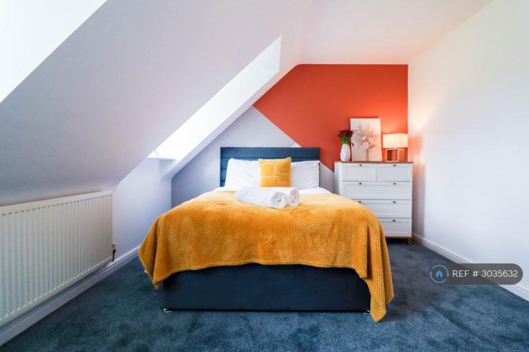 1 bedroom in Elizabeth Way, Coventry, CV2 (#3035632)