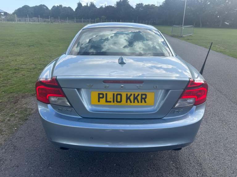 VOLVO C70 2.0 D3 SE Lux 2010
